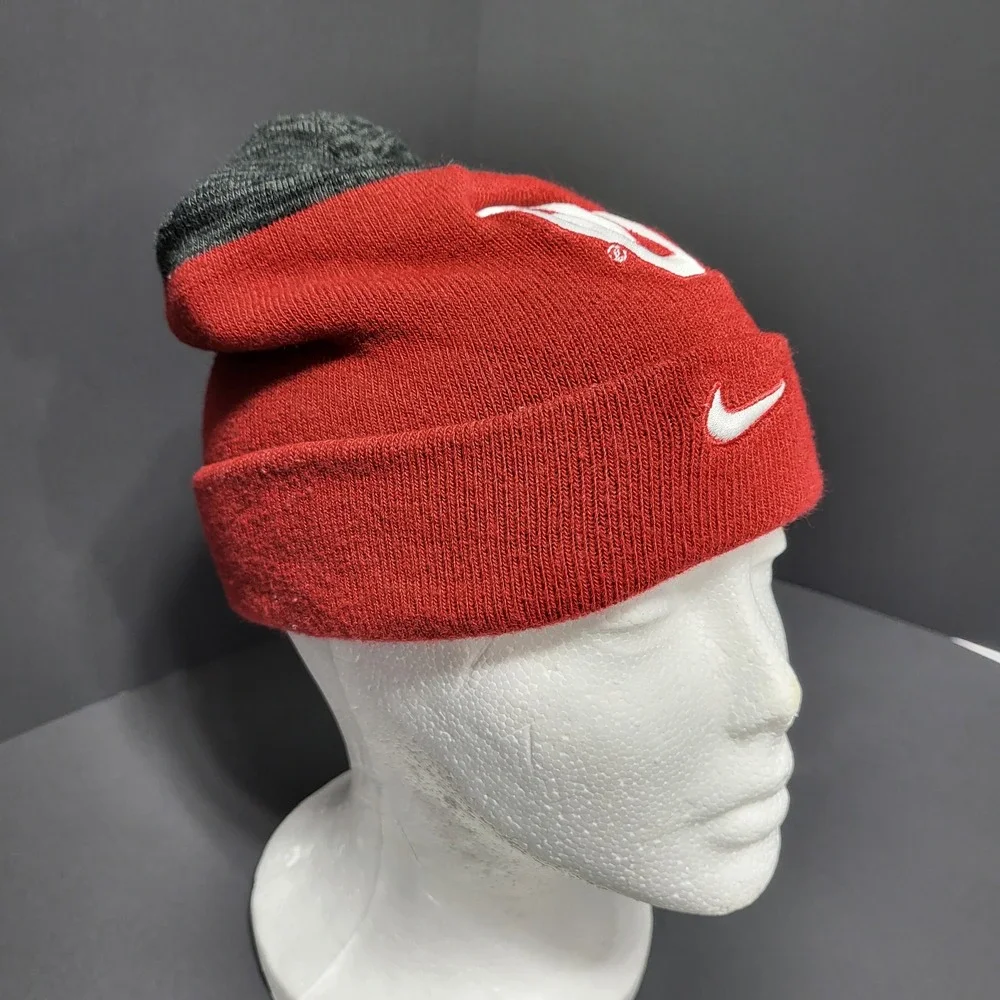 Nike Oklahoma Sooners OU Beanie Hat Red Gray Knit Youth Kids‎